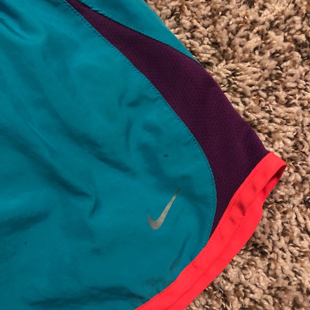 Shorts - Picture 2 of 3